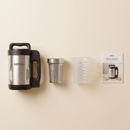 What's in the box: Lattveo One, filter basket, measuring jug and recipe guide
